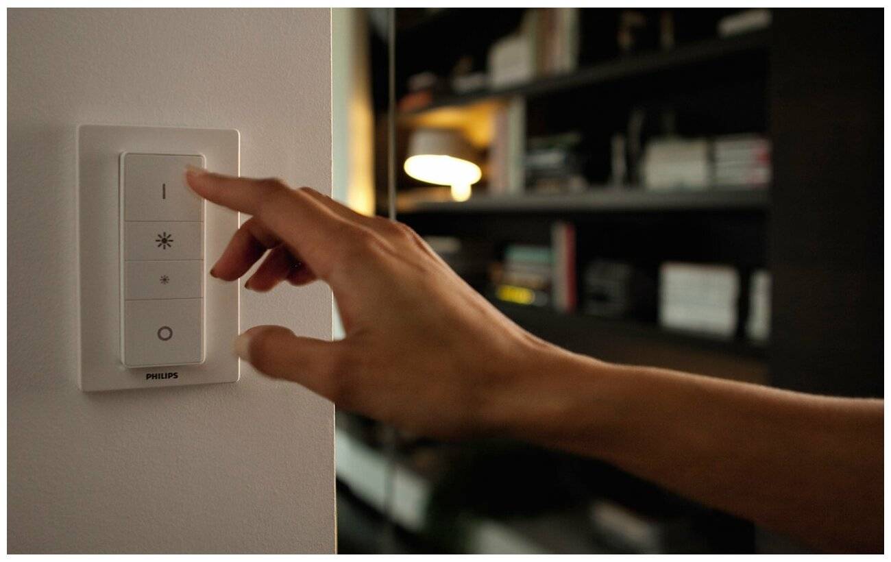 Переключатель Philips Hue Dimmer Switch (White) купить в Краснодаре